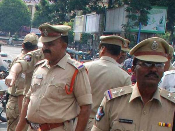 ஆந்திர போலீஸ் ஆலோசனை 