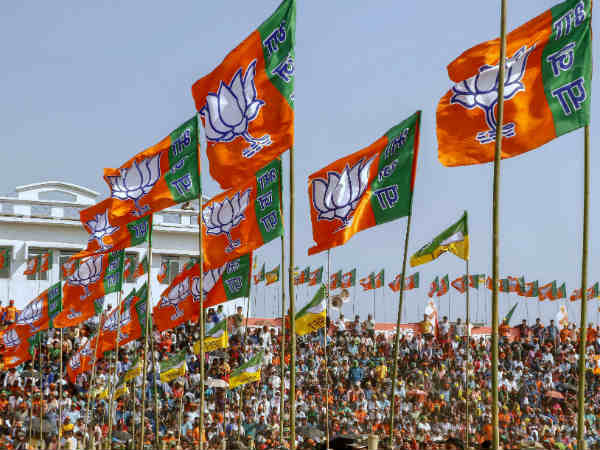 பாஜகவாக உருமாறிய காங்கிரஸ் 