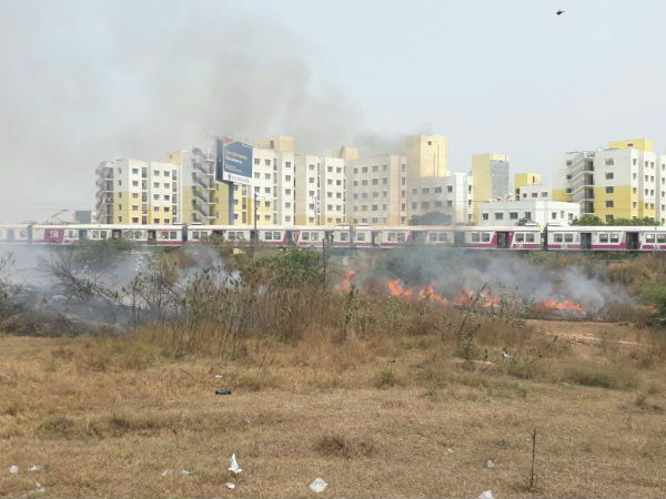 Fire accident happens in Chengalput tollgate 