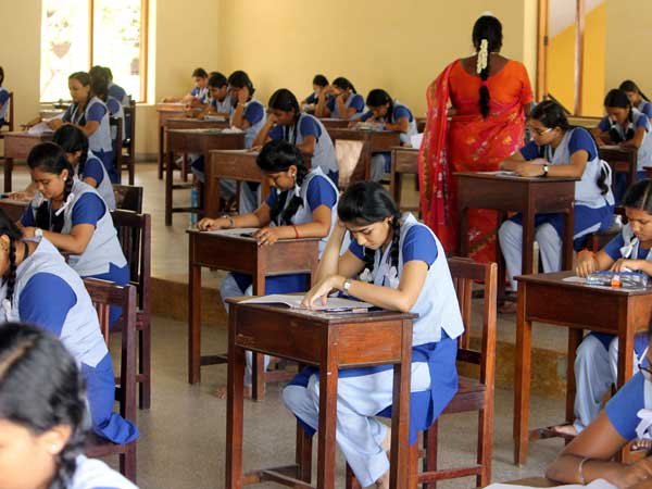  தேர்வுப்பணியில் 75 ஆயிரம் பேர் 