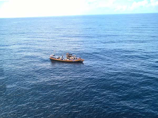 விமானம் மூலம் எச்சரிக்கை 