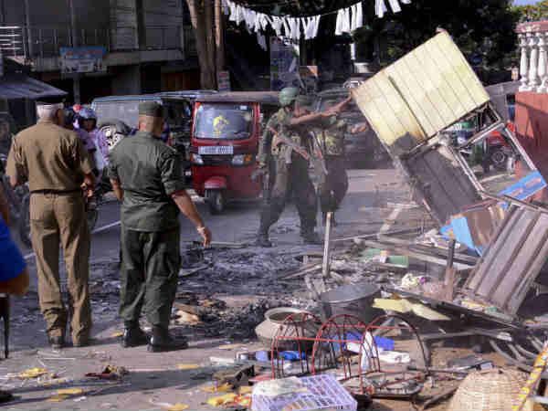 மீண்டும் வன்முறை 
