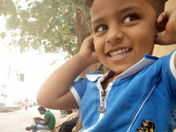 உள்ளே விழுந்த சிறுவன் உள்ளே விழுந்த சிறுவன்