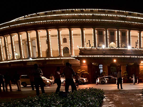 தேர்தலுக்கு முந்தைய முரசு 