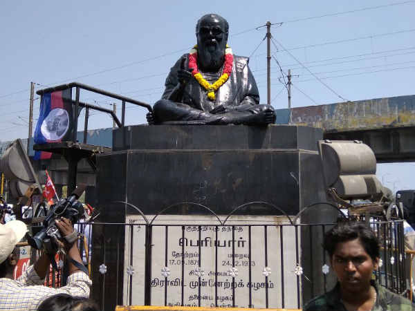  கலவரத்தை தூண்டும் வகையில் மதவாதம் 