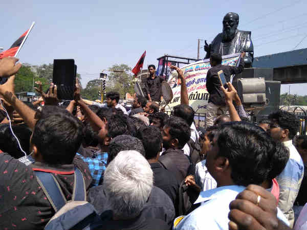 தமிழகம் முழுவதும் போராட்டம் 
