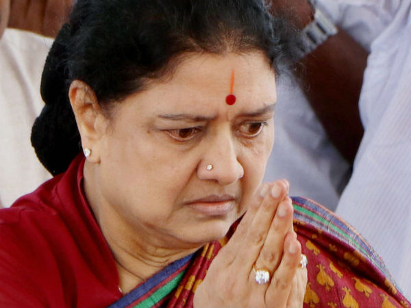 பஞ்சாயத்துகளுக்கு முடிவு கட்டப்போகும் சசி 