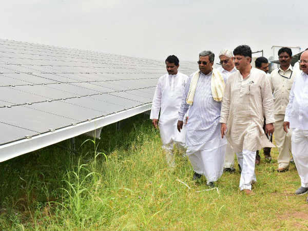 வாடகை கொடுக்கிறார்கள் 