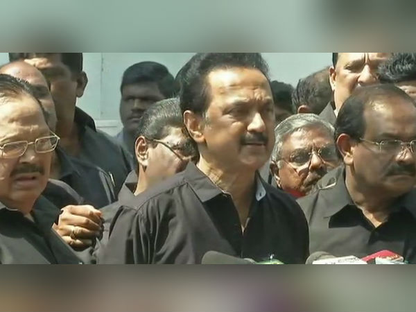 திமுகவினர் கவலையில் உள்ளனர் 