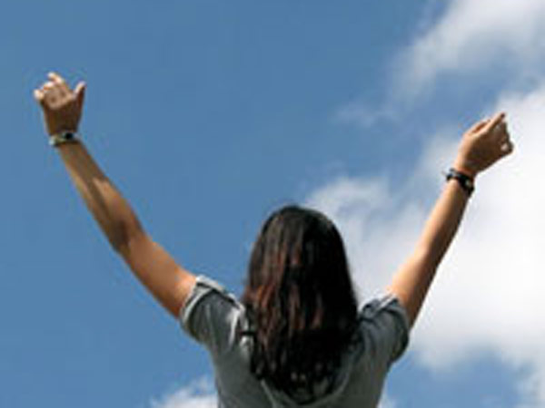 வாரி வழங்கும் அருவி 