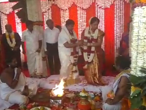 அனைத்து தெரியும் 