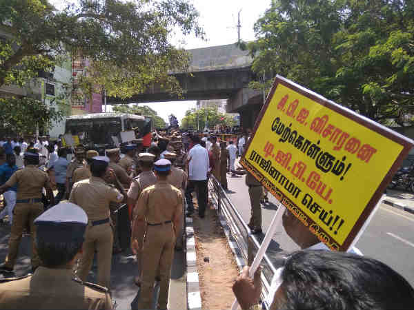 Chennai: Protest rally on DMK-Against DGP 