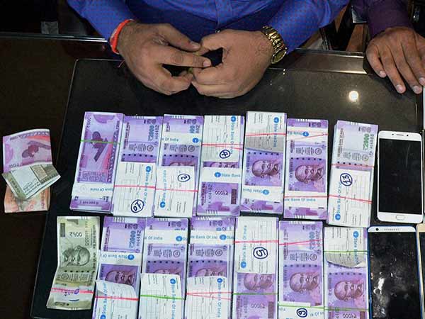 கள்ளநோட்டுகளின் புழக்கம் அதிகம் 