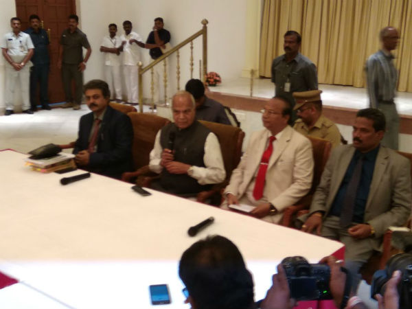 செய்தியாளர்கள் சந்திப்பு 