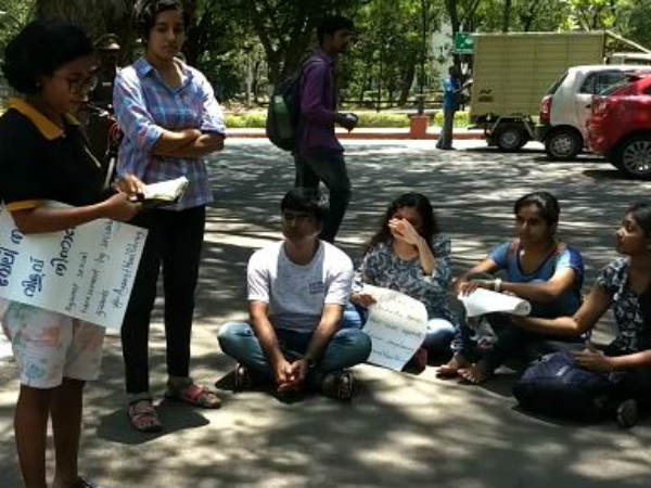 பெரும்பாலான மாணவிகள் 