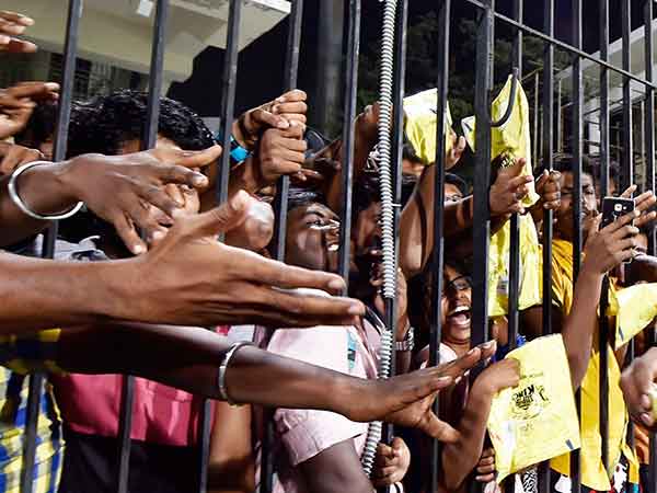 வருவாய் பாதிக்கும் 