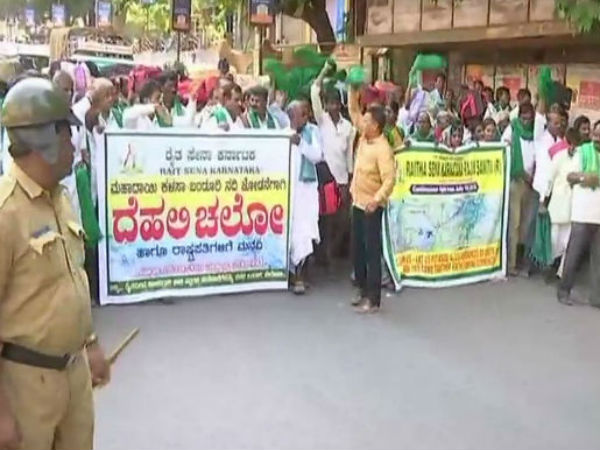 400 farmers leave for Delhi to protest over Mahadayi water dispute 400 farmers leave for Delhi to protest over Mahadayi water dispute