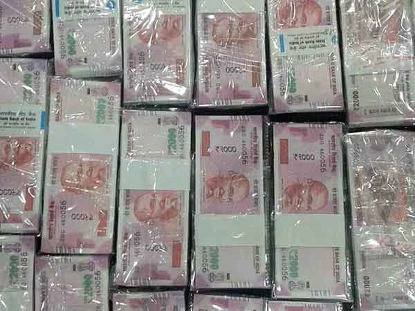 மோசடி நிறுவனங்கள்