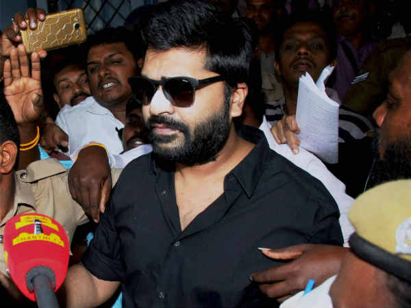 ஆறாய் ஓடியது 