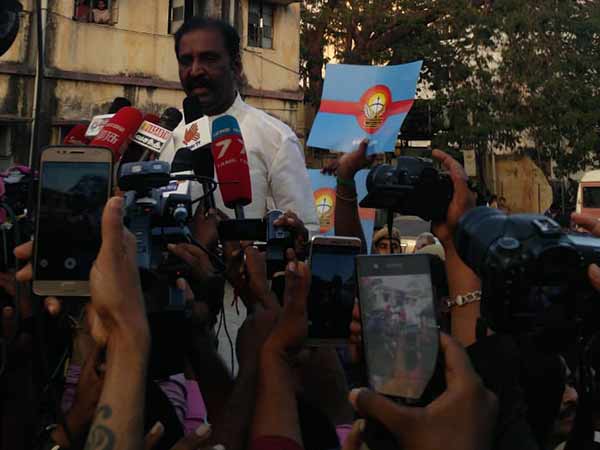 Police filed case against Bharathiraja and 500 others for their yesterday protest 