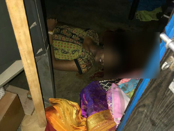 நகைகள் கொள்ளை 