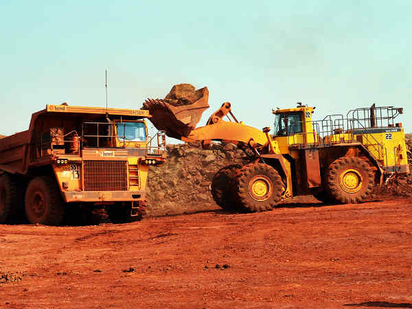 துரத்தப்பட்ட மக்கள் 