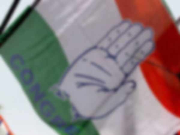 சிறுத்தைகளுடன் வெளியேறும் காங். 