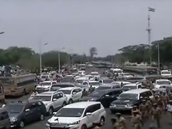 பெரிய போராட்டம் 