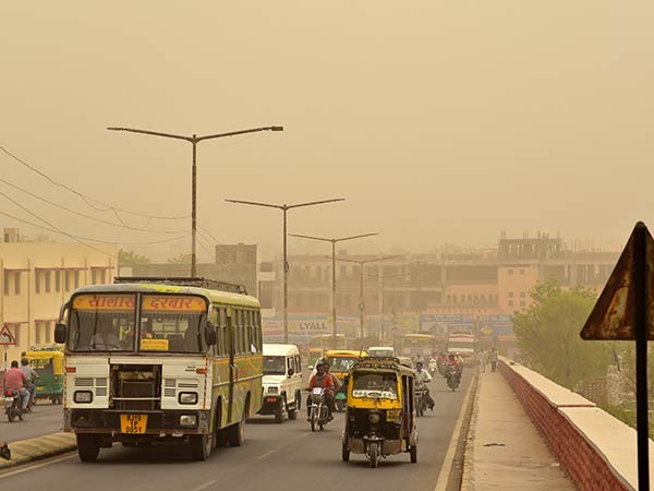Sand storm hits in Rajasthan kills 22 