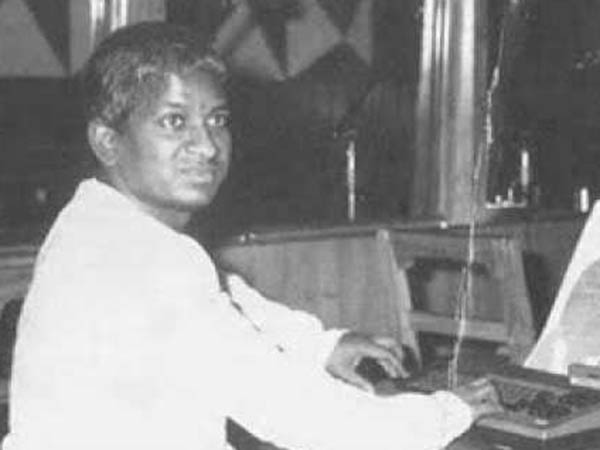 பட்டைய கிளப்பிய பாடல்கள் 