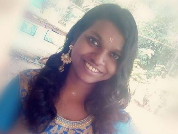 ஏப்ரலில் போஸ்ட் 