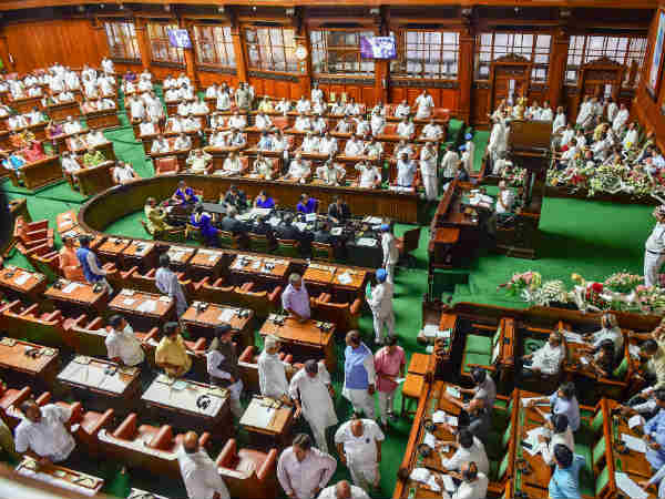 Karnataka Floor Test: BJP hits heavily on the JD(S)-Congress tie up, Goes out of assembly 