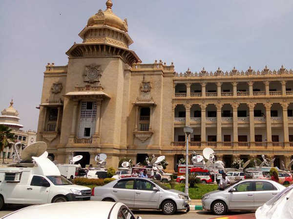 இனி அரசியல் மட்டுமே 