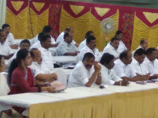 தவறுகளை சுட்டிக்காட்டக்கூடாது 