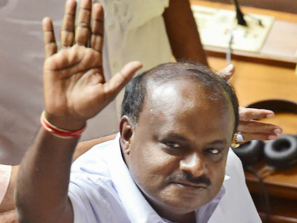 கட்சியே இல்லை 