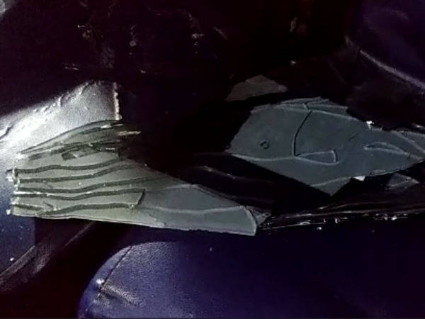 100-க்கும் மேற்பட்ட பேருந்துகள் 100-க்கும் மேற்பட்ட பேருந்துகள்