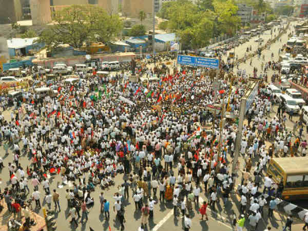 கொதித்த தமிழகம் 