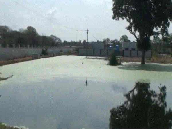 குடிநீருடன் கலக்கும் கழிவுநீர் 