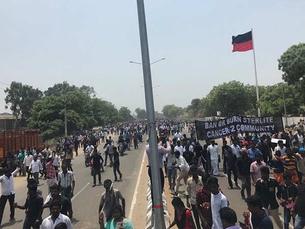  கண்ணீர் புகை