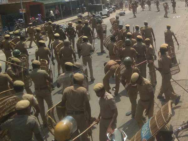 மைக் மூலம் எச்சரிக்கை 