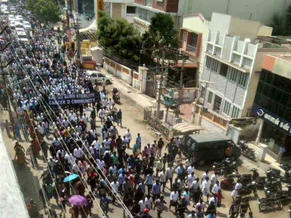 ஆட்சியரே ஓடி ஒளிவதா? 