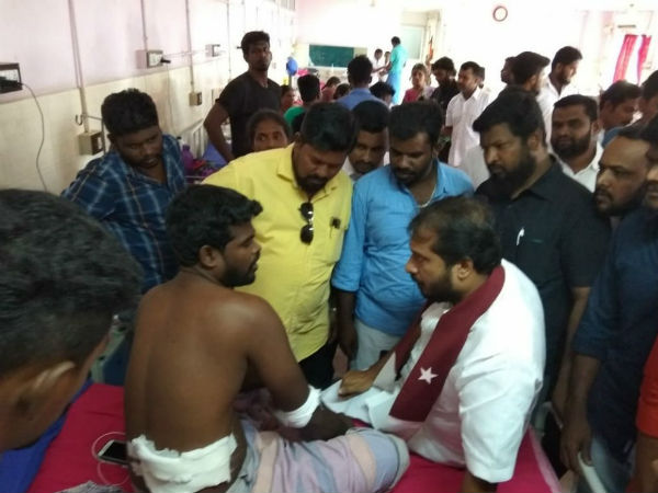 வீடு புகுந்து மிரட்டுகிறார்கள் 