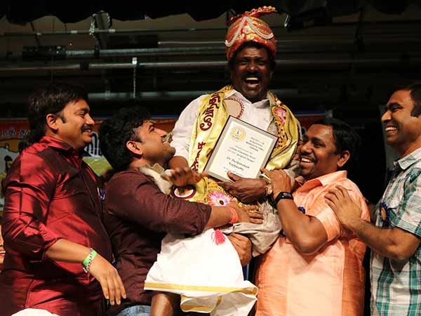 தமிழிசை வேந்தர், மக்களிசை குயில் 