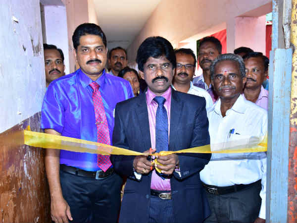 Water purifying Machine given to Sivagangai School 