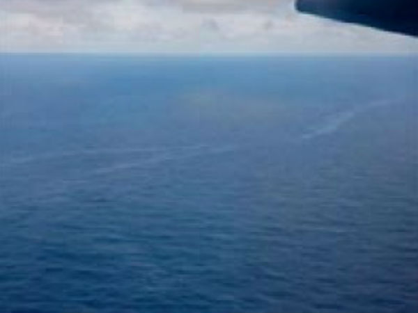 சுத்தி அடிச்சா சுனாமிதான்