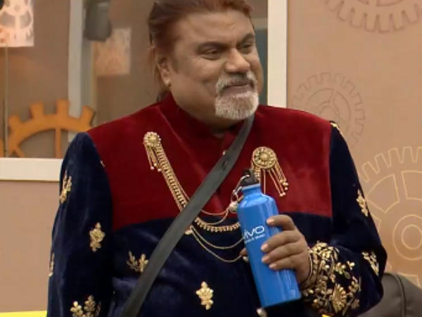 வெயிட் அண்ட் ஸீ: