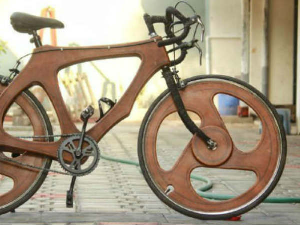 சைக்கிளில் பெயர் எழுதலாம்