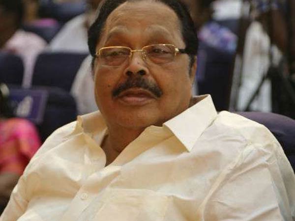 அதிகாரம் வேண்டும் 