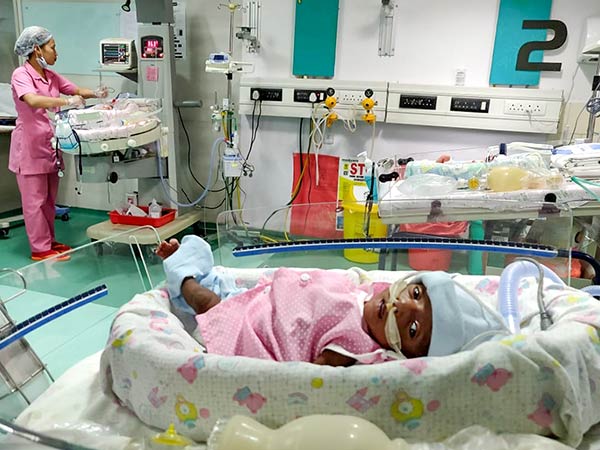 Help this Child, Who gets admitted seriously in Hospital 