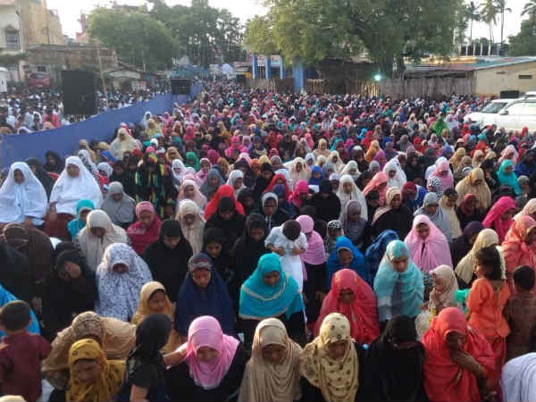 Ramzan festival is celebrated in Kadayanallur 